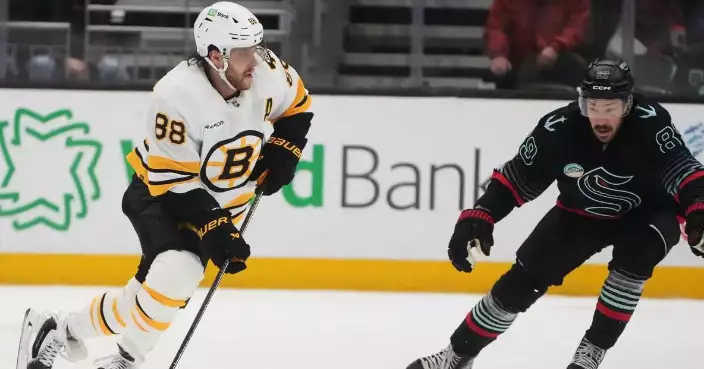 Kakko, Catton score 2 goals each as Kraken beat Bruins 7-4 to extend point streak to 8-0-1