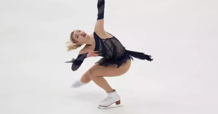 Amber Glenn wins third straight US Figure Skating title, topping Alysa Liu with brilliant free skate
