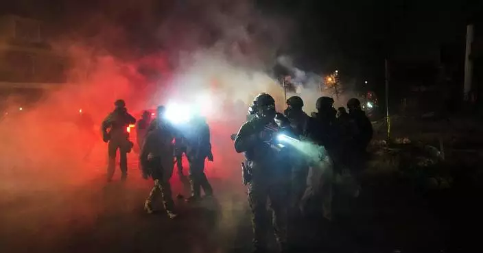 Fear and anger spread after another immigration shooting in Minneapolis