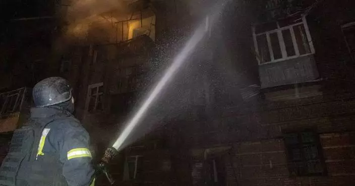 Russian attacks on Ukraine kill 1 and wound 31 people ahead of second day of peace talks