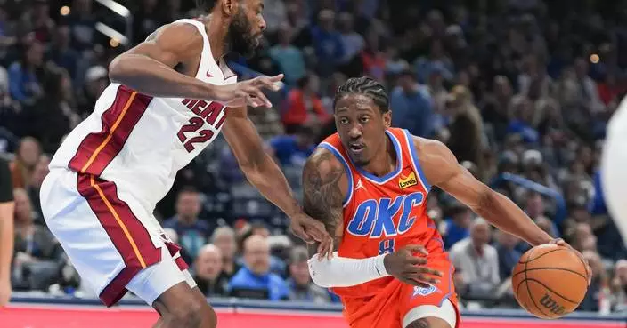 OKC’s Jalen Williams leaves game in Miami, grabbing at right hamstring