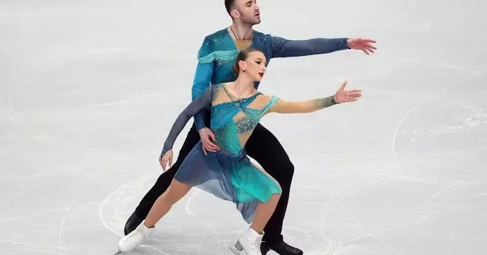 Georgian figure skaters win pairs and lead men's event at European championships