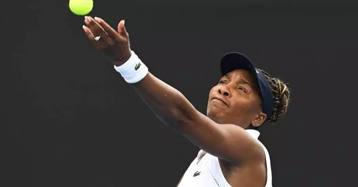 Venus Williams loses in Auckland but shows she’s still competitive at 45