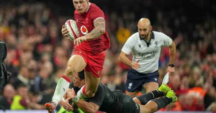 Louis Rees-Zammit signs long-term extension with Bristol Bears