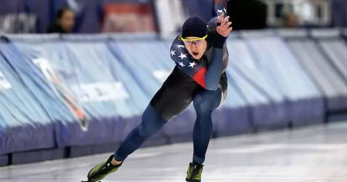 Zach Stoppelmoor wins the 500 at the Olympic speedskating trials. Jordan Stolz tops the mass start