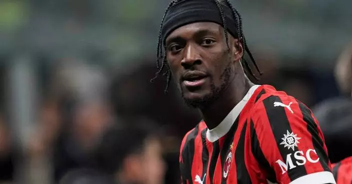 Aston Villa signs striker Tammy Abraham from Besiktas