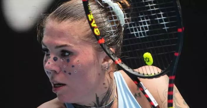 T-shirt for Ukraine: a player's heartfelt tribute to her country and her dad at the Australian Open