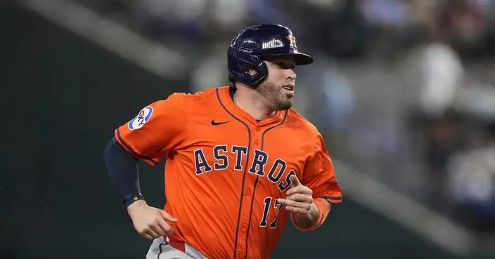 Catcher Victor Caratini and Twins agree to a $14 million, 2-year contract, AP source says