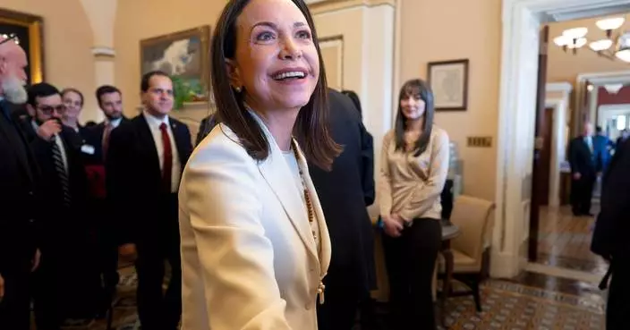 Photos show Venezuela caught between Machado’s diplomacy and Rodríguez’s rule