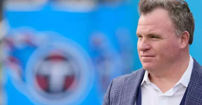 Titans continue coaching search interviewing former Dallas coach Jason Garrett, AP source says