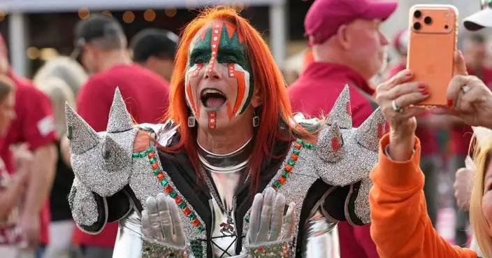 From bad football and perfect basketball to a 'miracle' season: Don Fischer's journey with Indiana