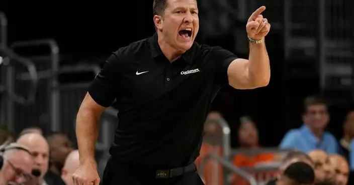 No. 2 Iowa State loses second straight, 79-70 to Cincinnati