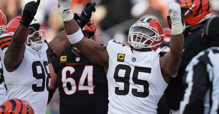 Garrett sets sacks record and Szmyt’s field goal on last play gives Browns 20-18 win over Bengals