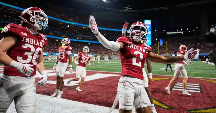 No. 1 Indiana adds to CFP dominance with crushing 56-22 Peach Bowl semifinal win over No. 5 Oregon