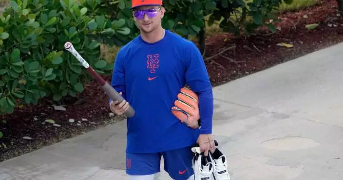 Williams and Sproat believe they'll fit right in with Brewers after arriving in Peralta trade