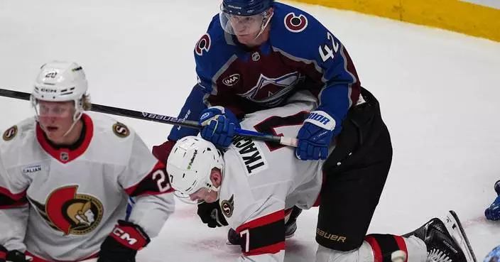 Avs defenseman Josh Manson has fight, 2 goals and 2 assists with dad watching