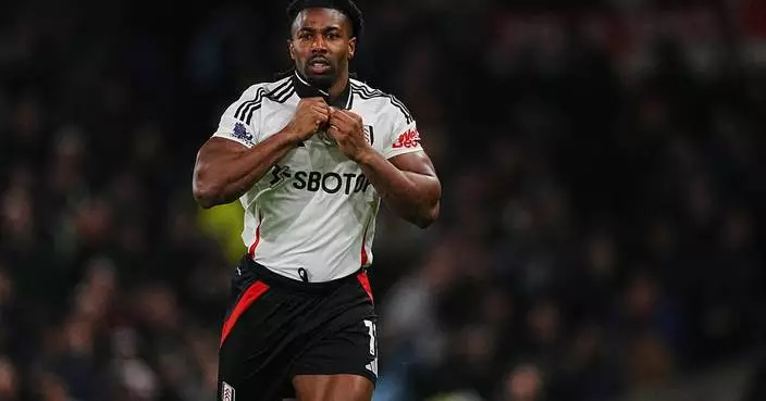 Traoré joins West Ham and says movie taught him about passion of the club’s fans