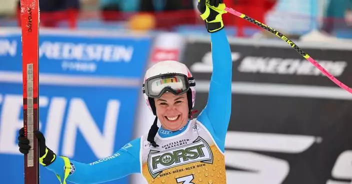 Nicol Delago poised to earn Italy’s ski team another win. Lindsey Vonn 3rd in downhill