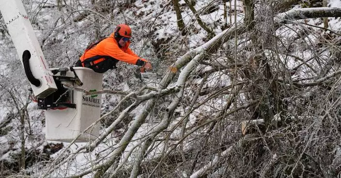 Powerful storm threatens East Coast including parts unaccustomed to heavy snow