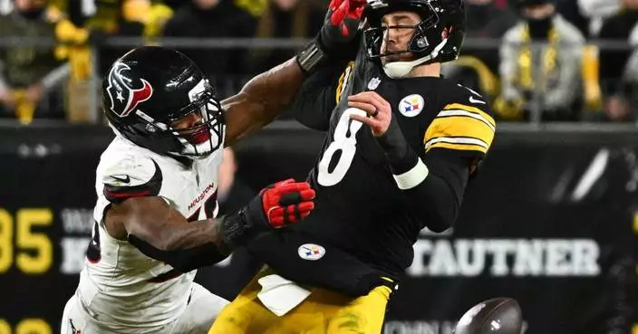 Texans' fearsome foursome fuels Houston's pass rush