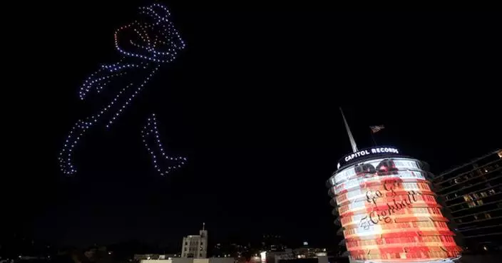 JOHNNIE WALKER TOASTS MUSIC'S BIGGEST WEEKEND WITH THE GO GO HIGHBALL