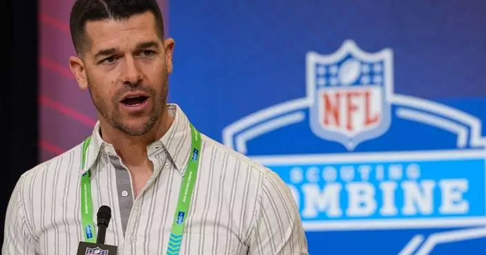 Panthers coach Dave Canales hands over offensive play-calling duties to coordinator Brad Idzik