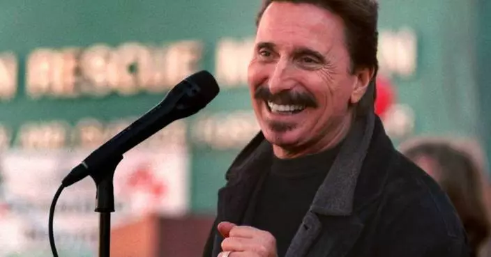 Three Dog Night's Chuck Negron, voice behind 'Joy to the World,' dies at 83