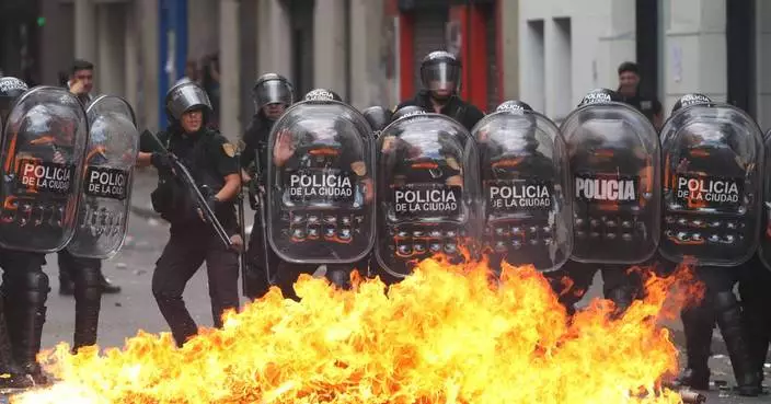 Milei takes on Argentina’s unions, drawing protests as senators debate his labor overhaul