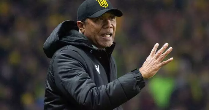 Struggling Ligue 1 club Paris FC hires Kombouaré as coach after firing Gilli