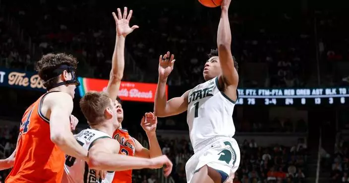 Fears stars for No. 10 Michigan State in OT win over No. 5 Illinois after Izzo debated benching him
