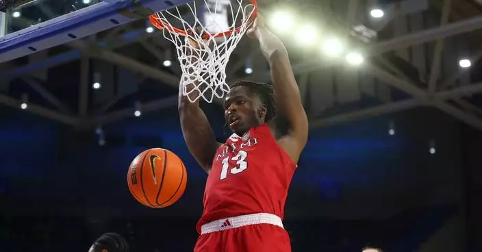 No. 23 Miami (Ohio) extends winning streak to 23 games with 73-71 victory over Buffalo