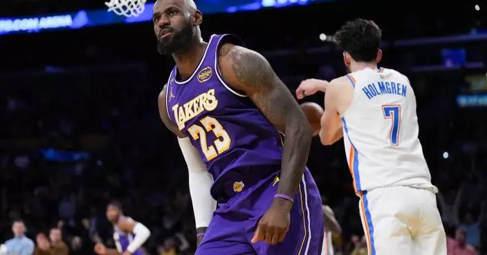 LeBron James will sit for Lakers vs Spurs, taking him out of consideration for 22nd All-NBA honors