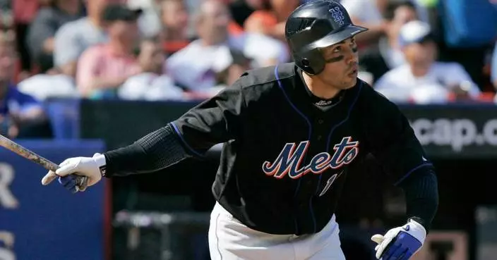 Beltrán will have Mets cap on Hall of Fame plaque, Jones gets Braves and Kent has Giants