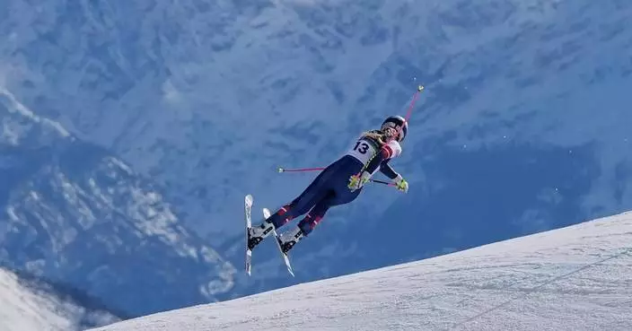 Lindsey Vonn back in US following crash in Olympic downhill