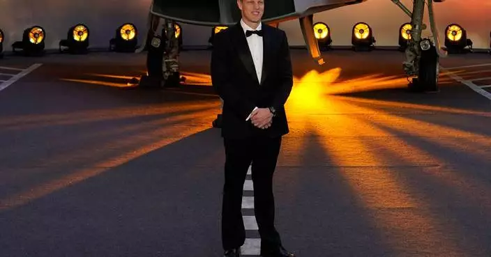 Netflix walks away from Warner Bros deal, clearing the path for Paramount