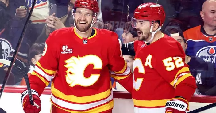 Lomberg scores tiebreaking goal in 3rd and Flames top scuffling Oilers 4-3 to take season series