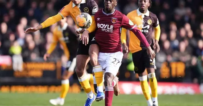 West Ham survives scare by third-tier Burton in FA Cup