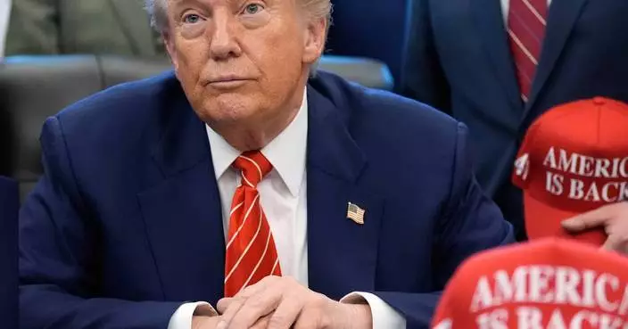 The Latest: 700 immigration officers will immediately leave Minnesota