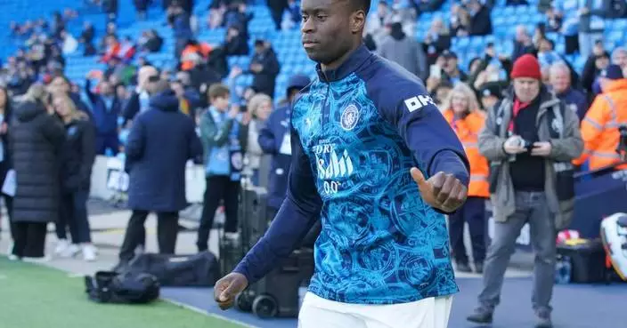 Transfer deadline: Premier League clubs most active with hours left in winter window