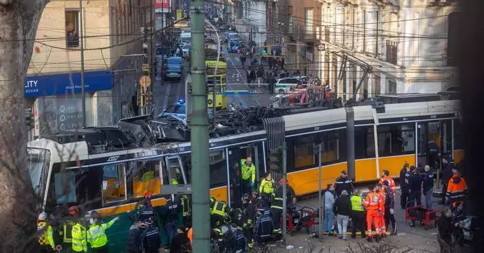 Milan tram derails and slams into a building, killing one person