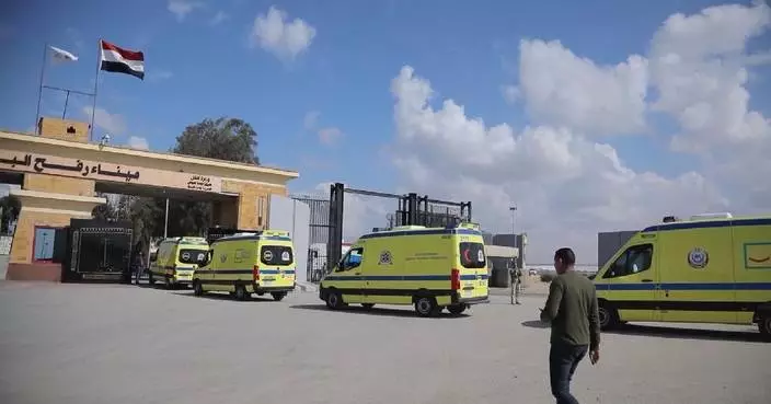 Rafah border crossing reopens on limited, trial basis: sources