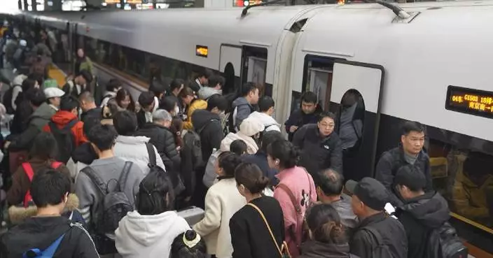 China expects 9.5 billion cross-regional passenger trips in Spring Festival travel rush