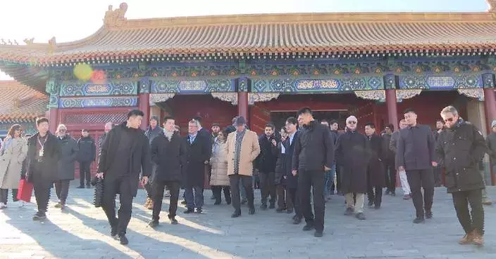 Uruguayan president visits Palace Museum