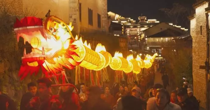 China embraces Spring Festival with various folk activities