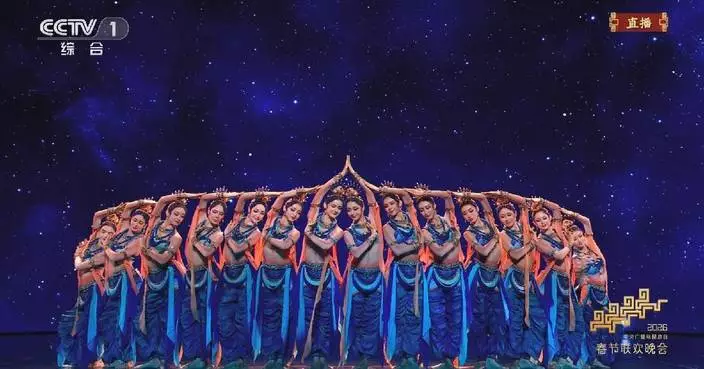 Elegant dance performance brings ancient Silk Road murals to life at Spring Festival Gala