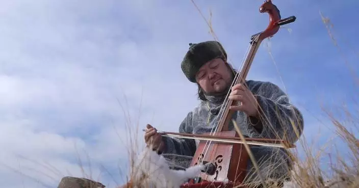 Morin khuur heralds dawn of Year of Horse at Spring Festival Gala