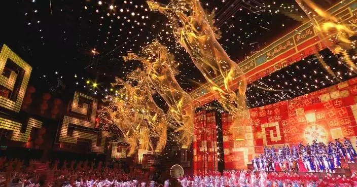 Spring Festival Gala director expounds on horse element