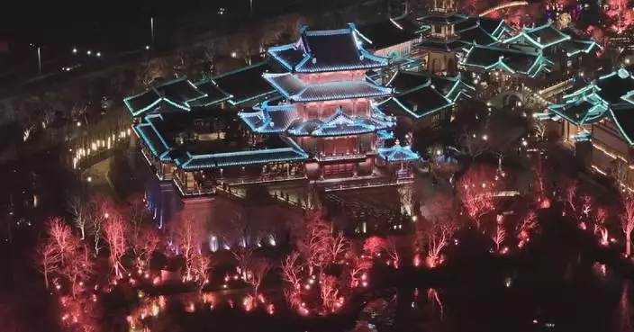 Nighttime festivities across Chinese cities draw crowds of holidaymakers