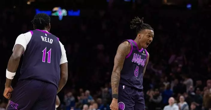 Anthony Edwards scores 40 points to help the T-wolves hand the Mavericks their 10th straight loss