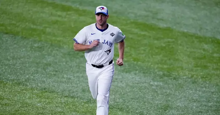 Max Scherzer and Toronto Blue Jays agree to $3 million, 1-year deal, AP source says